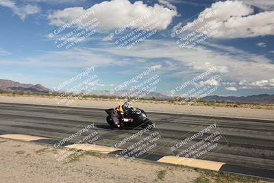 media/Nov-16-2025-Race Pace (Sun) [[8c5fa54630]]/Non Verified Riders (1st 20 Minutes)/3-Turn 3 Inside (11am)/